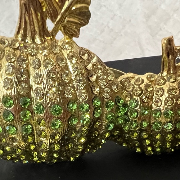 Tahar Fall Harvest Napkin Rings Set Of 4 Green Gold Rhinestone Pumpkins Formal - Picture 10 of 11